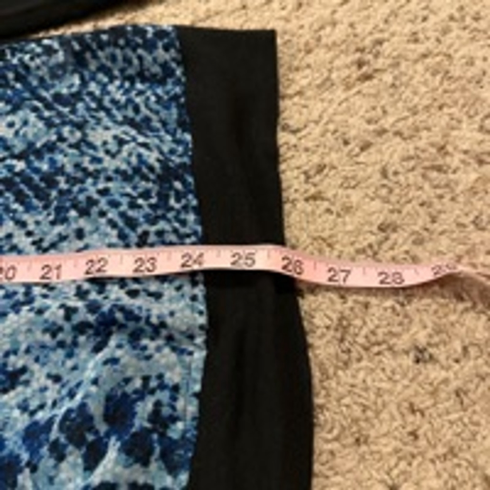 Women's DKNY Jeans Top Size M Blue and Black Long Sleeve - Picture 6 of 7